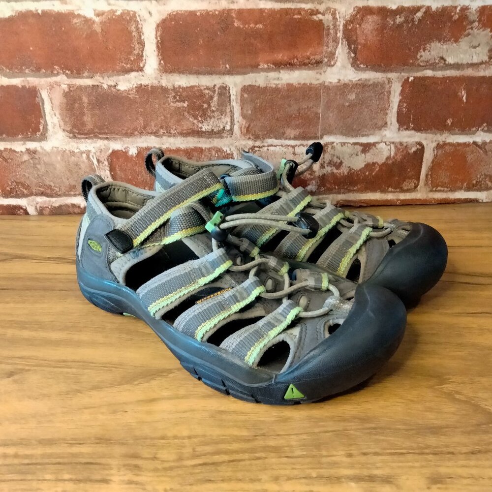 Keen Boys Shoes Size 4 River Water Sandals